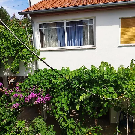 Guest house Marija *