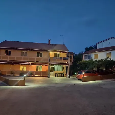 Marija * Rab Town